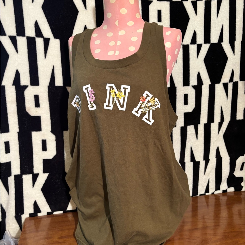 Victoria’s Secret PINK Keyhole Tank Top